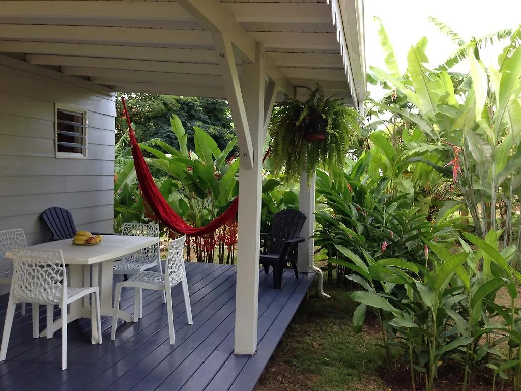 Holiday home Un Bungalow Dans Mon Jardin Fleuri Villa Baie-Mahault Guadeloupe